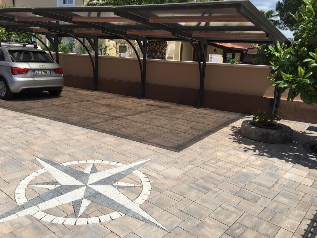 Apartment Villa Baric 4412 Ровин Екстериор снимка