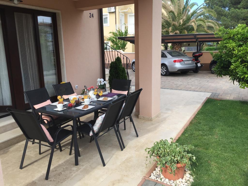 Apartment Villa Baric 4412 Ровин Екстериор снимка