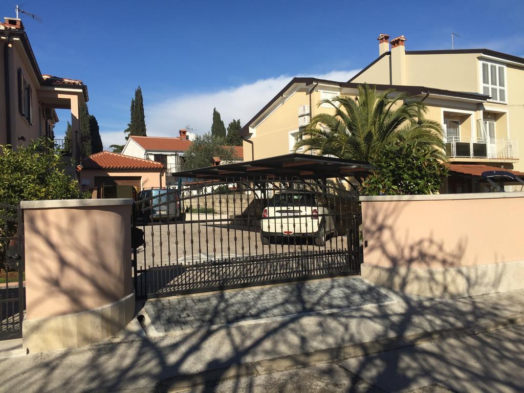Apartment Villa Baric 4412 Ровин Екстериор снимка