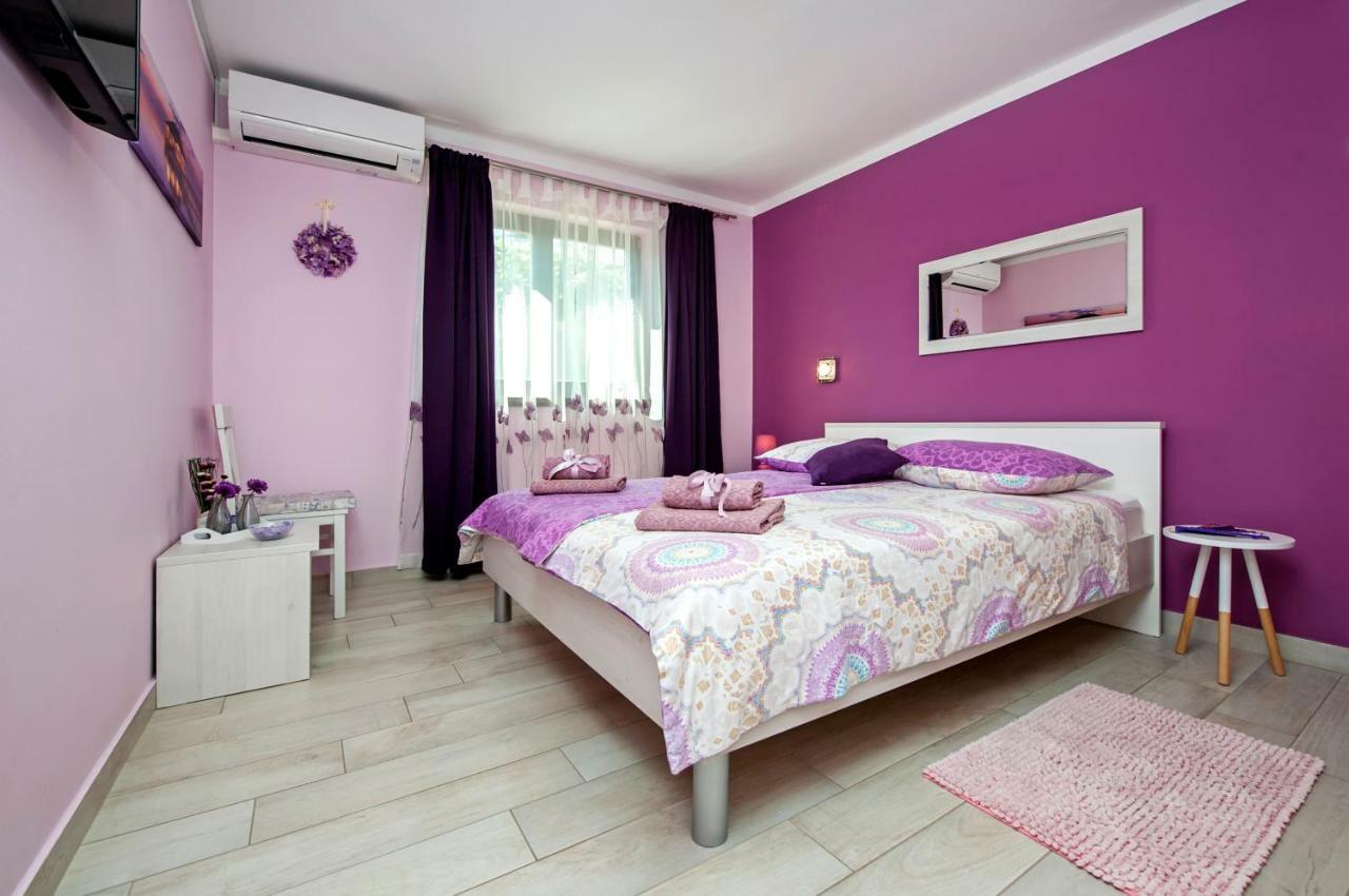 Apartment Villa Baric 4412 Ровин Екстериор снимка