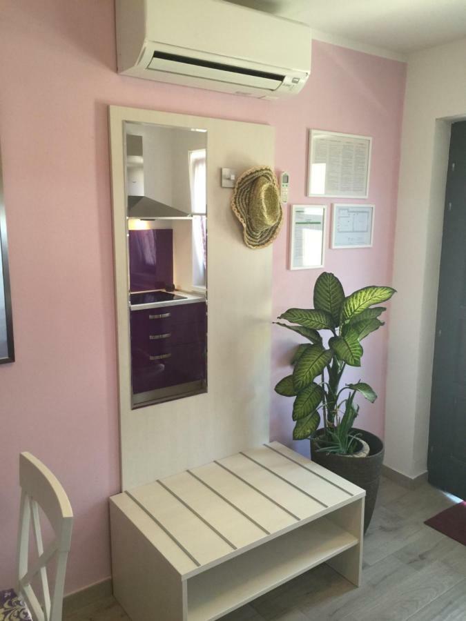 Apartment Villa Baric 4412 Ровин Екстериор снимка